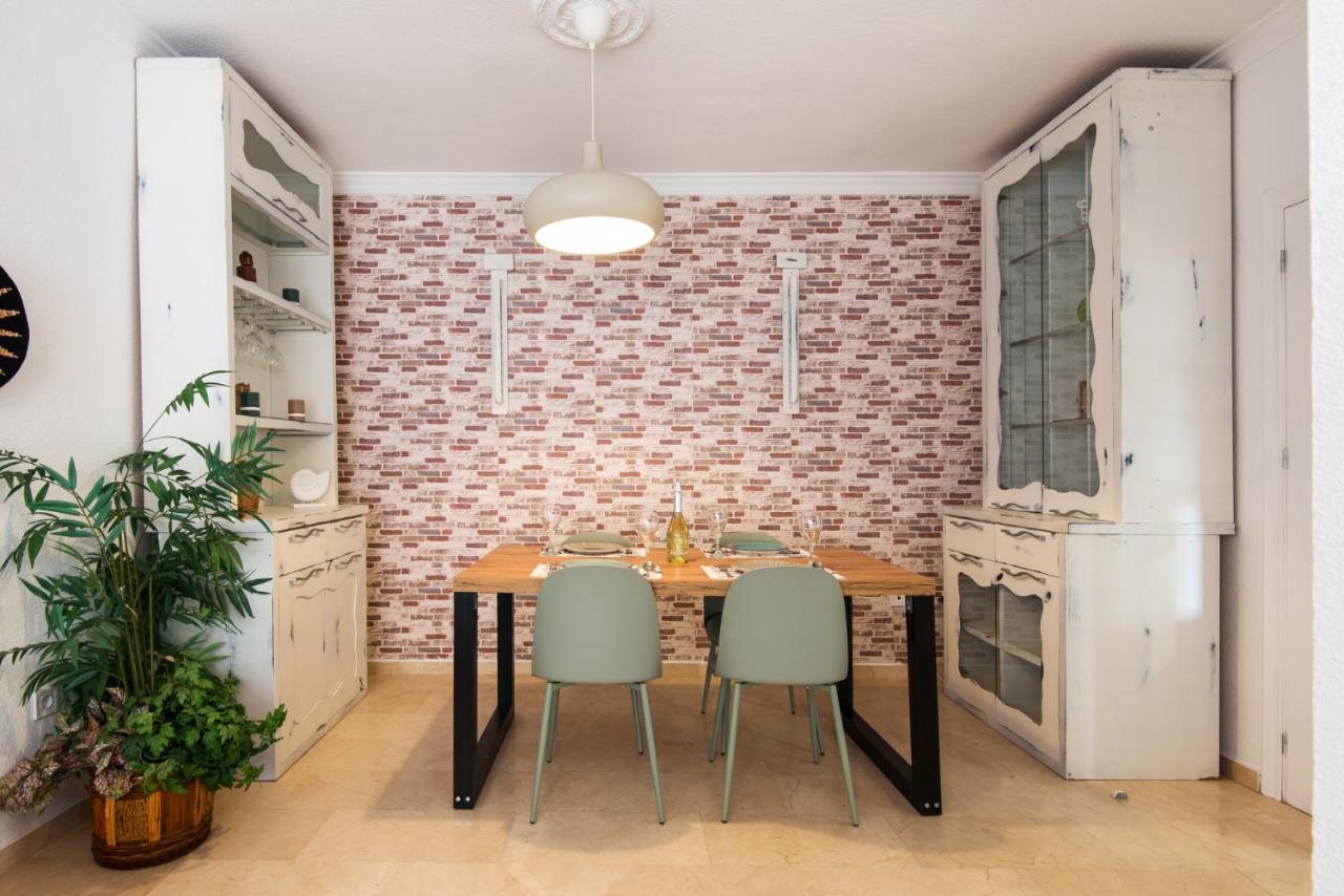 The 2Nd Corner: Central Apartment Ideal For Groups Малага Екстериор снимка