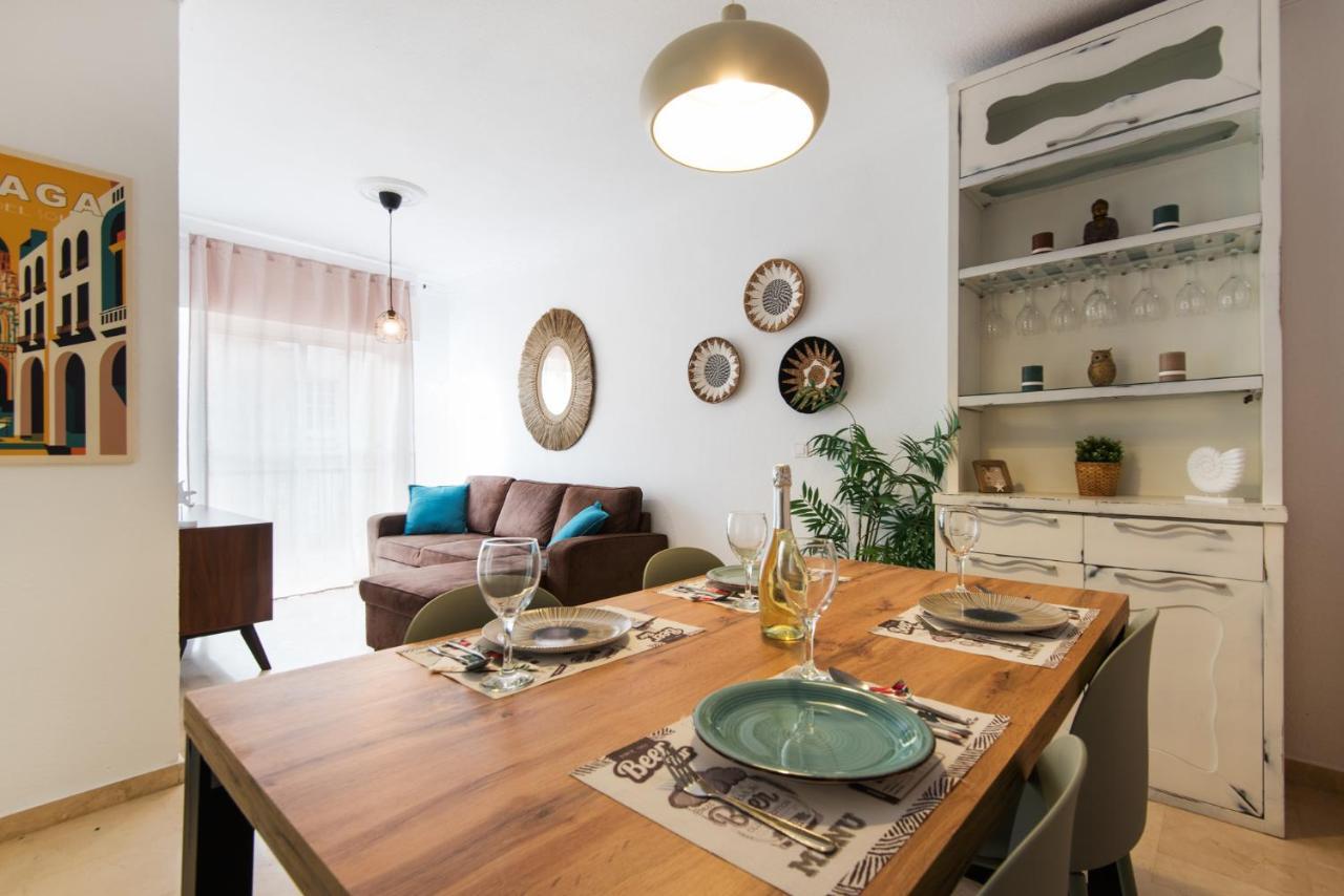 The 2Nd Corner: Central Apartment Ideal For Groups Малага Екстериор снимка